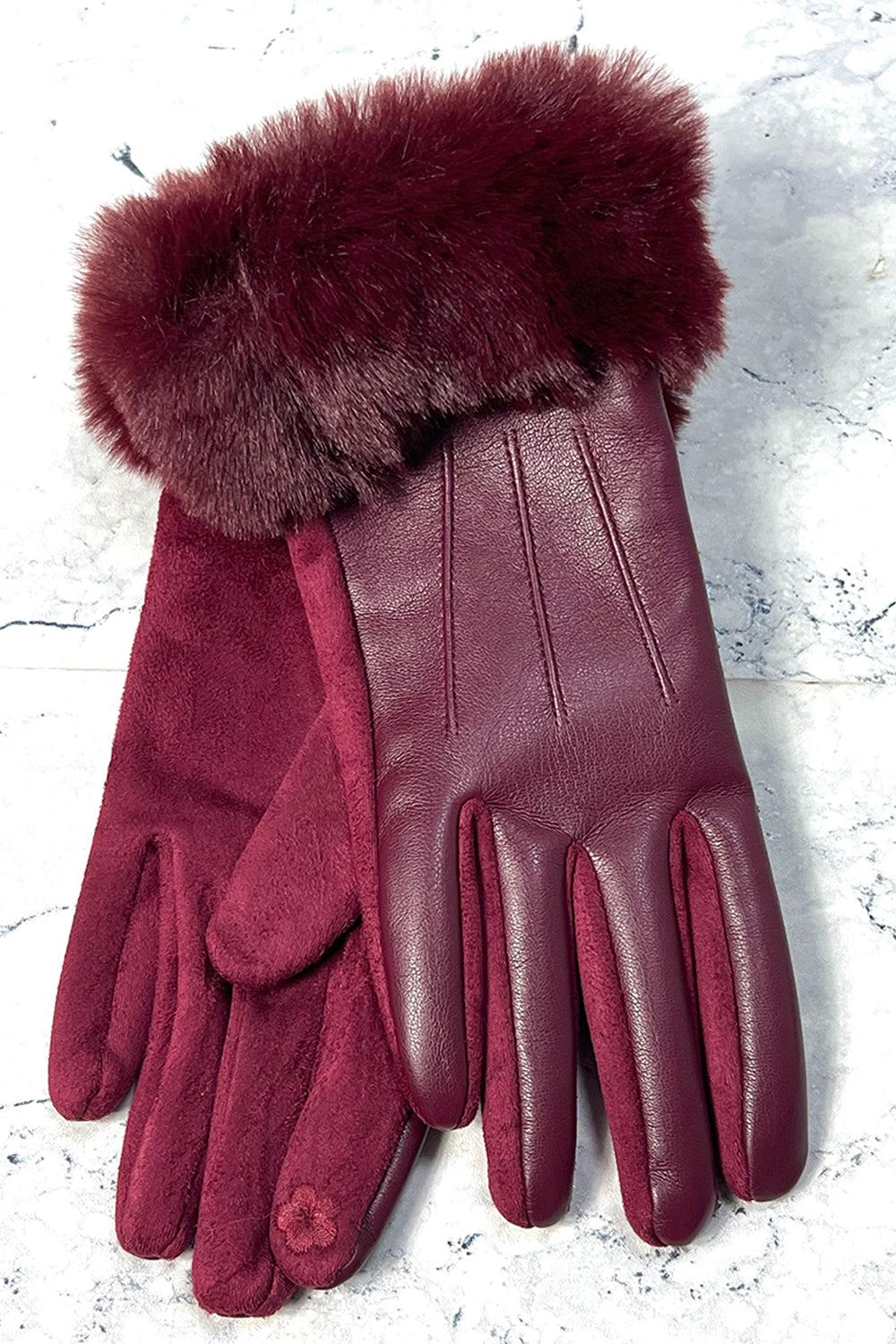 ❄️ Luxe Touch Faux Leather Gloves