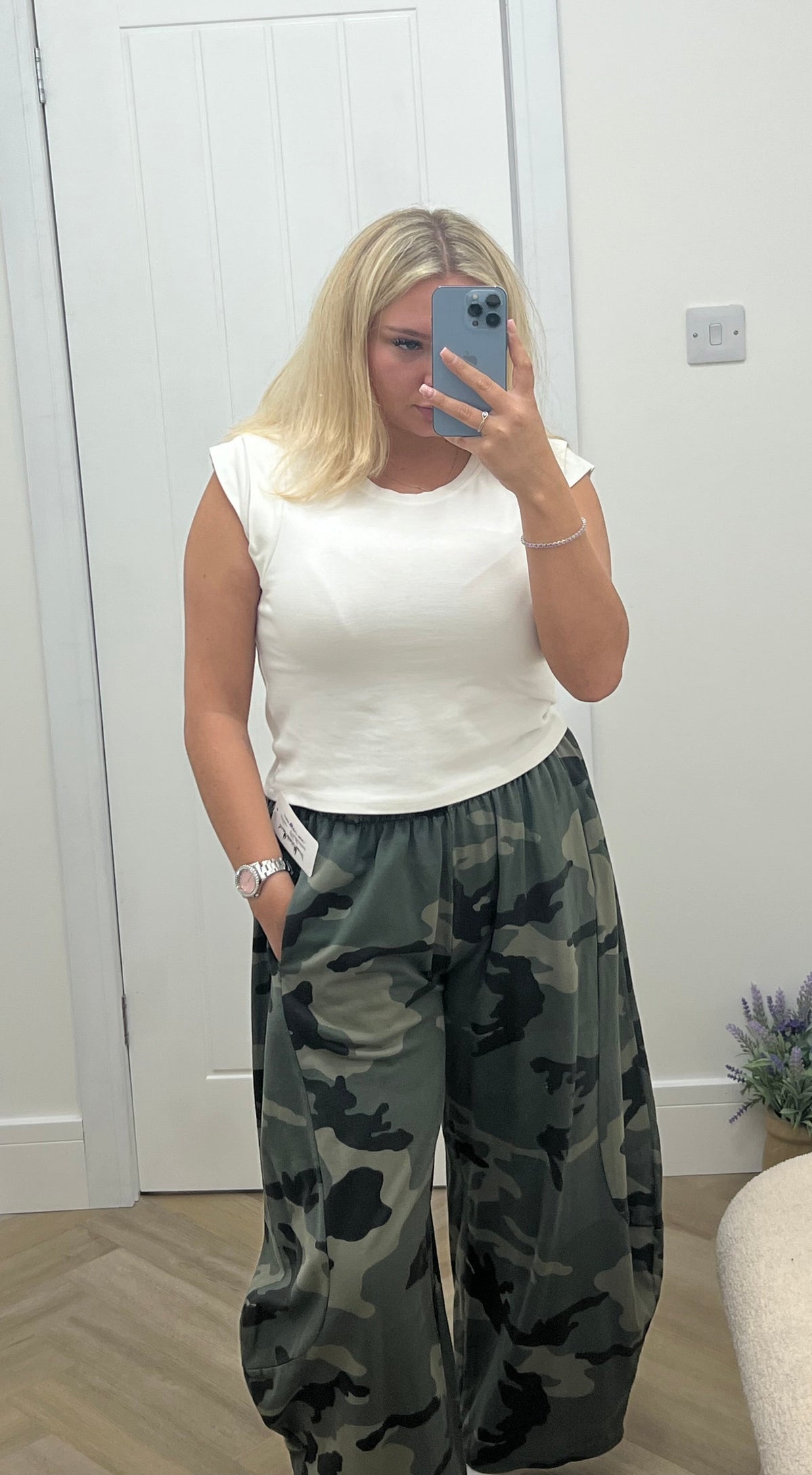 Sierra Camo Cropped Barrel Joggers
