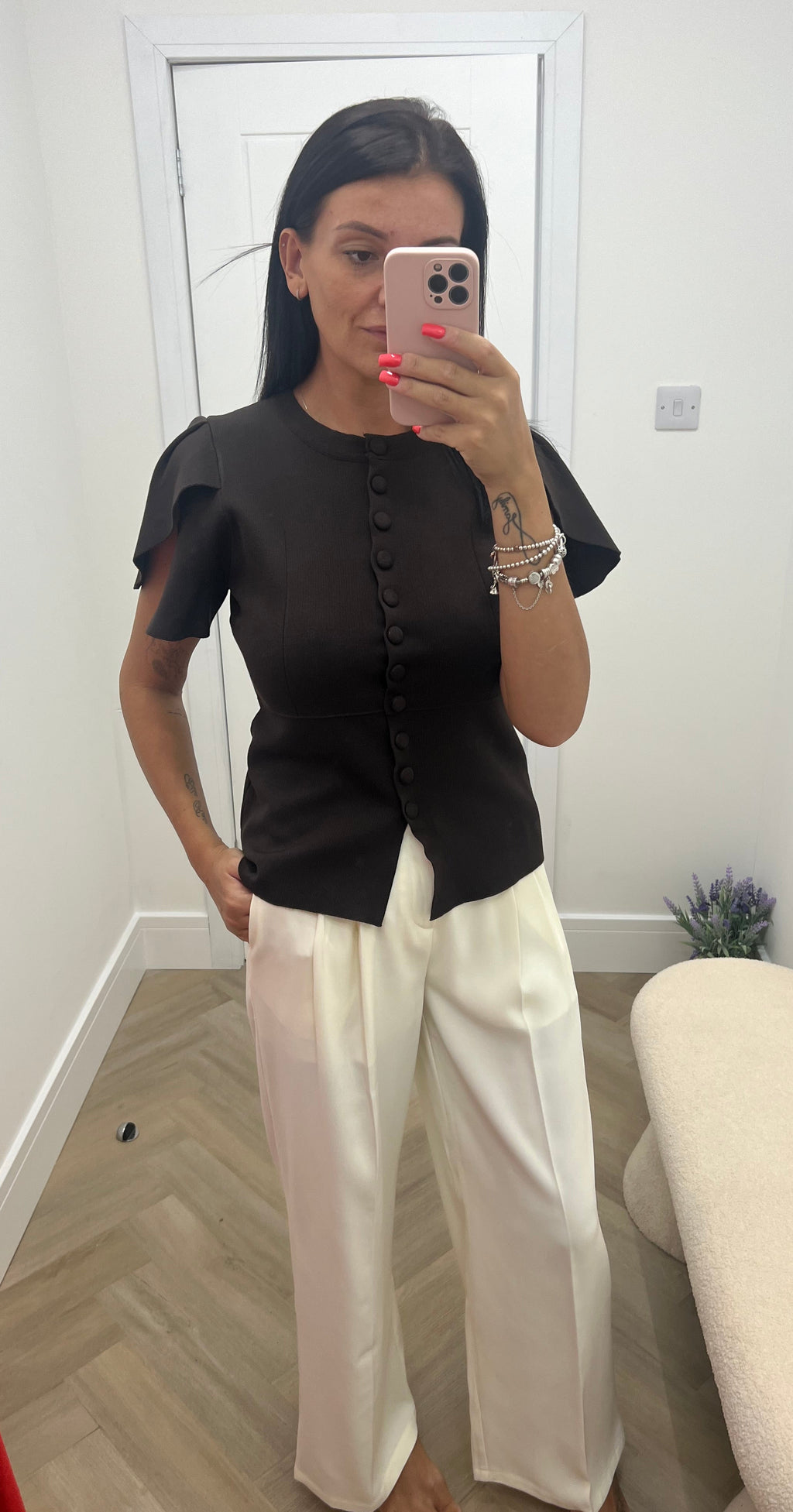 Lisa top🤍🤎🖤