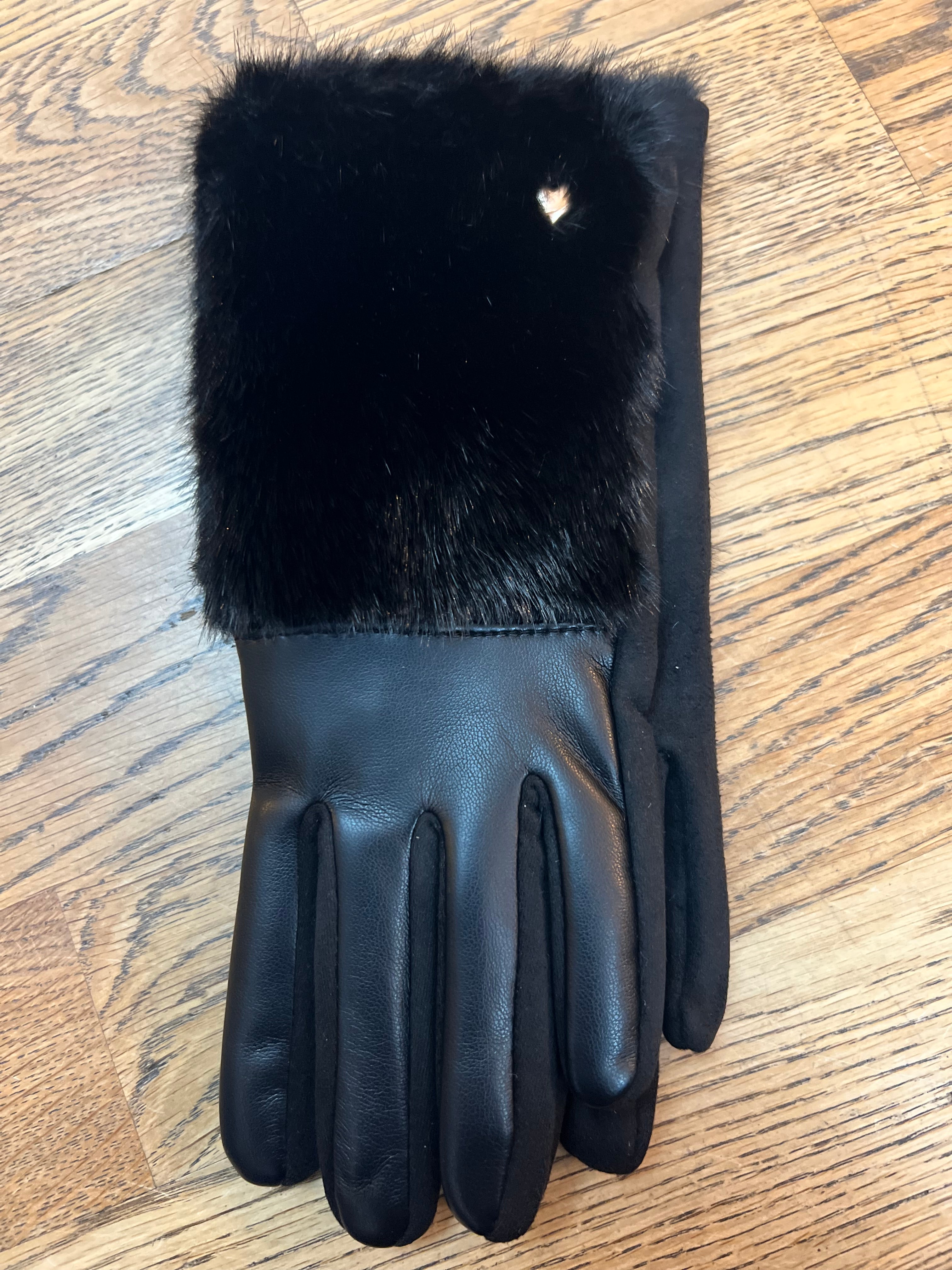 🖤 Fur Heart Gloves with Touchscreen Finger