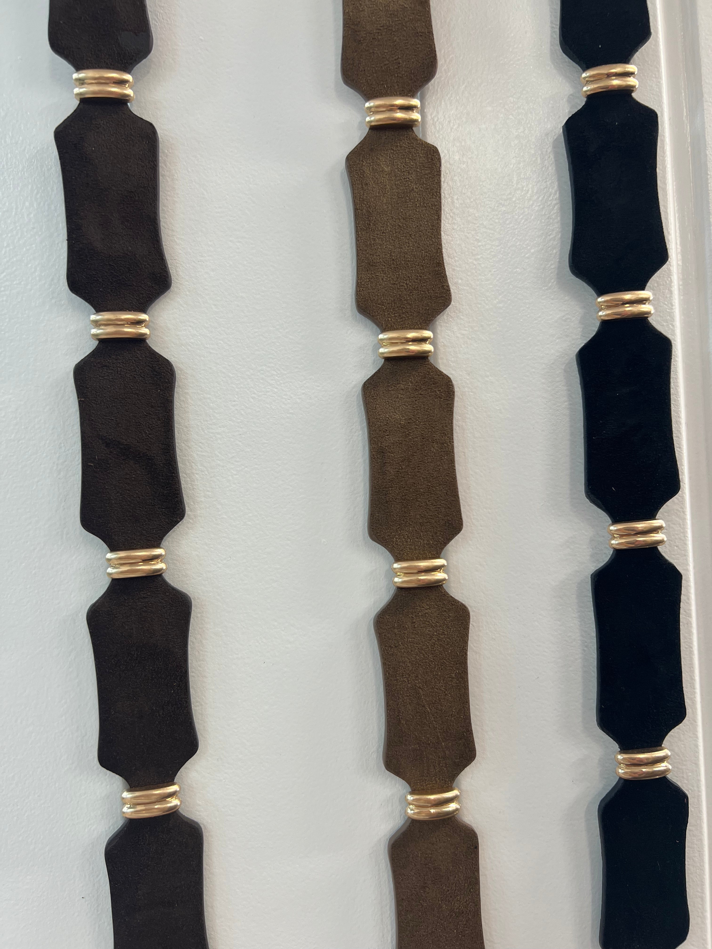 Gold bubble belt