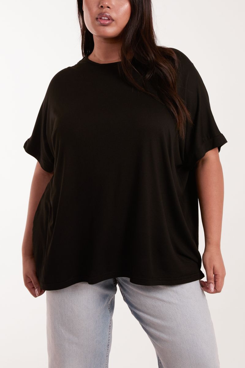 Curve Crochet Tee