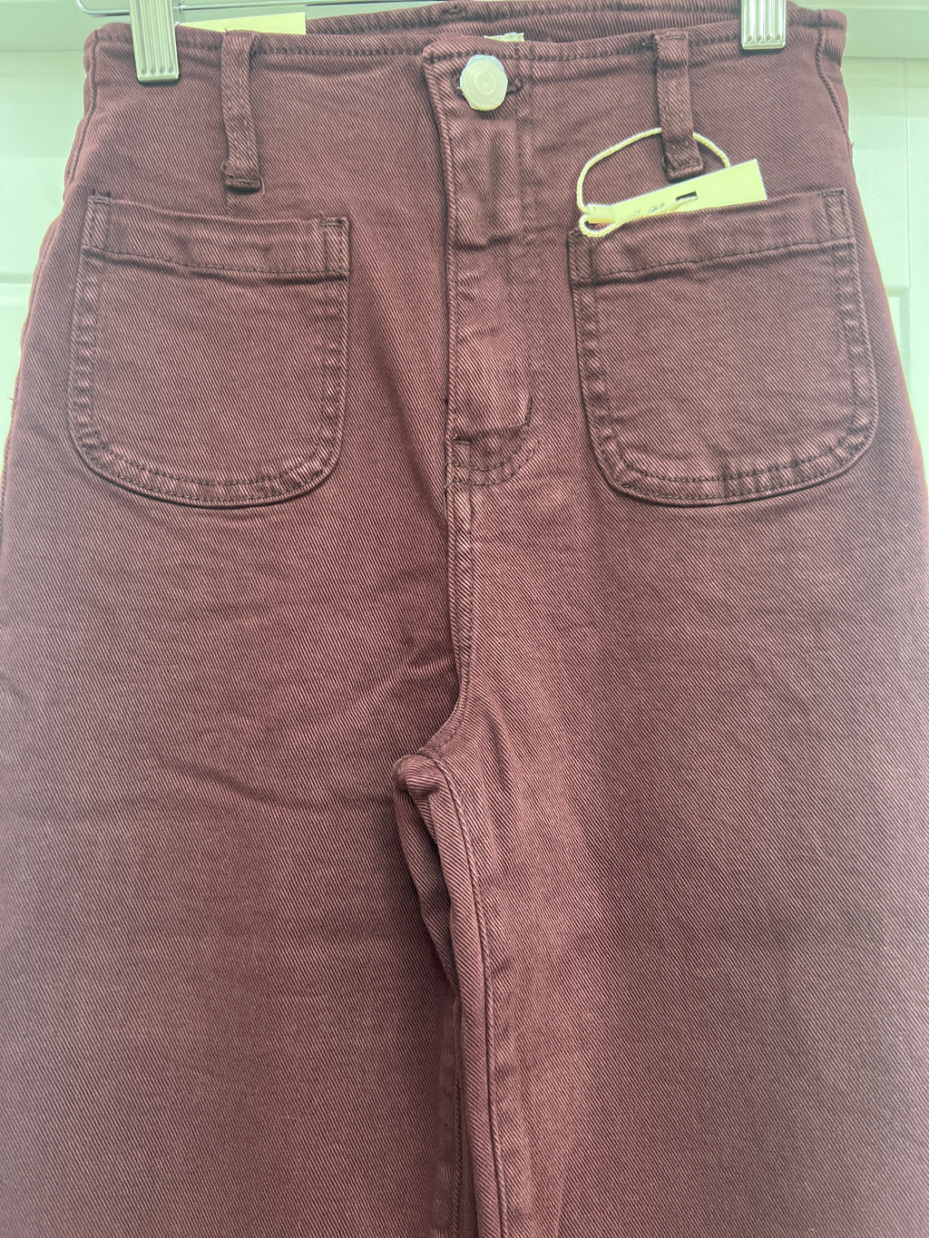 Toni High-Waisted Patch Pocket Jeans – Burgundy