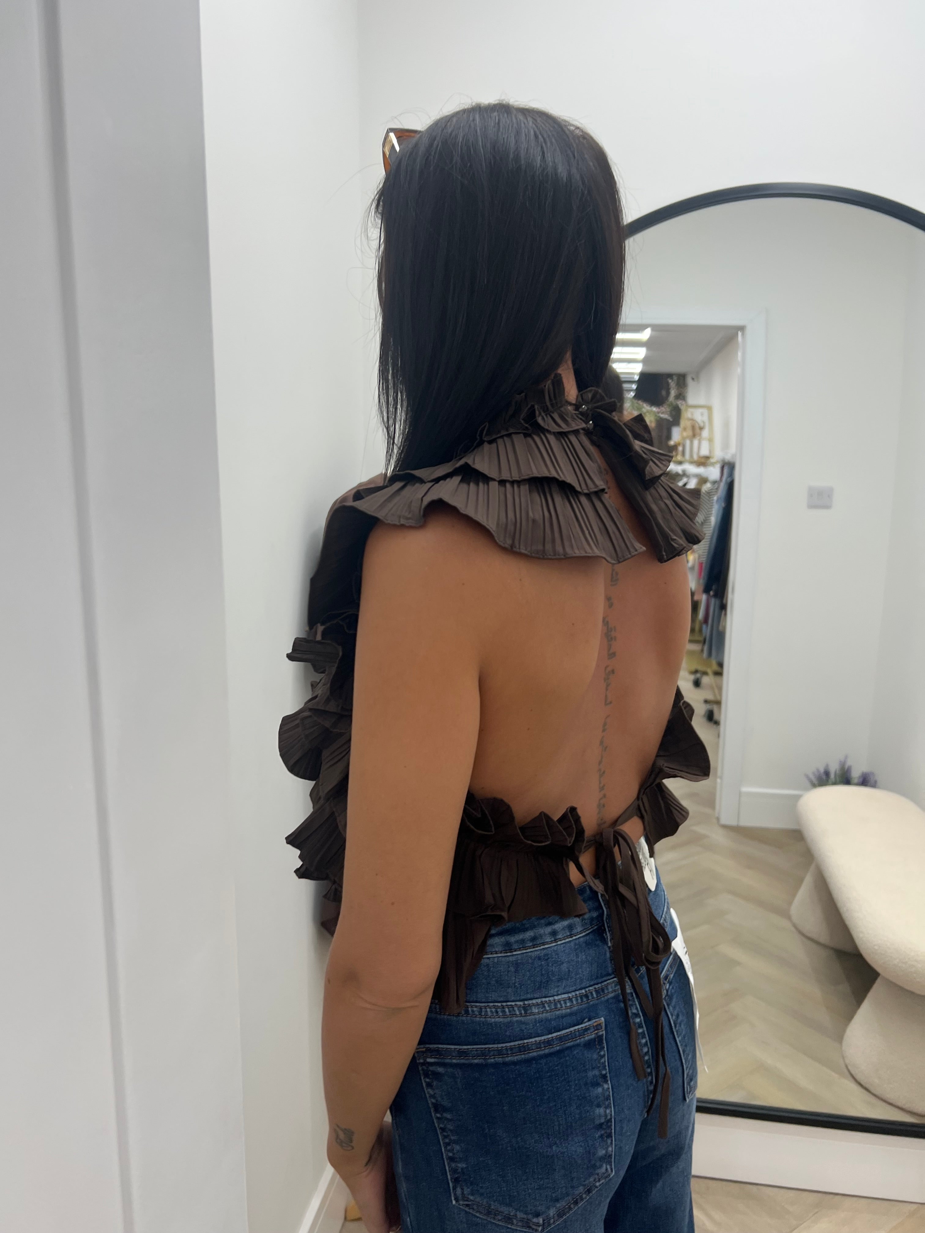 Tiana ruffle blouse🤎