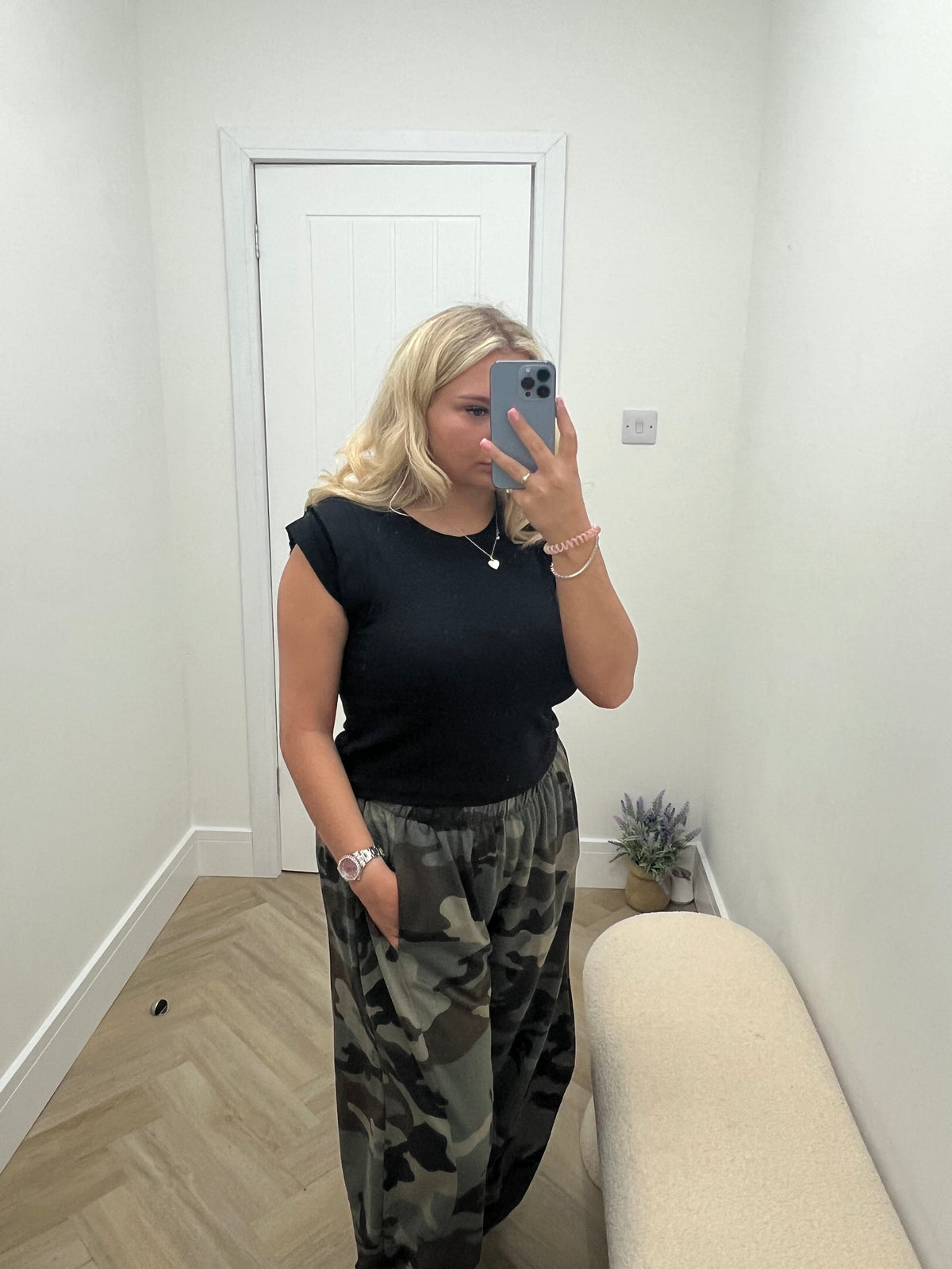 Sierra Camo Cropped Barrel Joggers