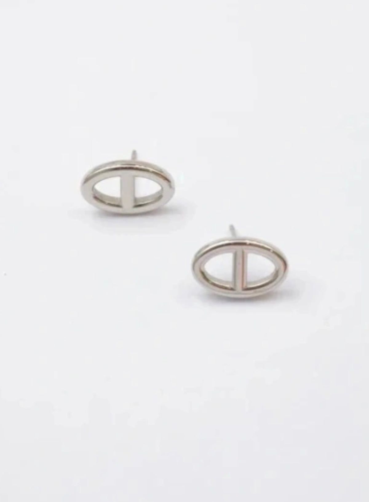 Marine Oval Stud Earrings