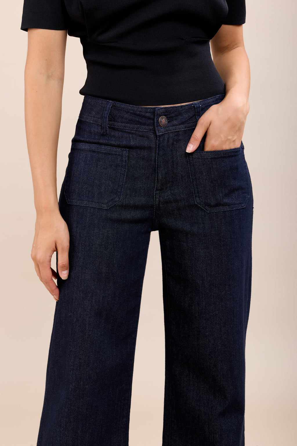 Toxik3 Wide Stretch Small Patch Pocket Jeans
