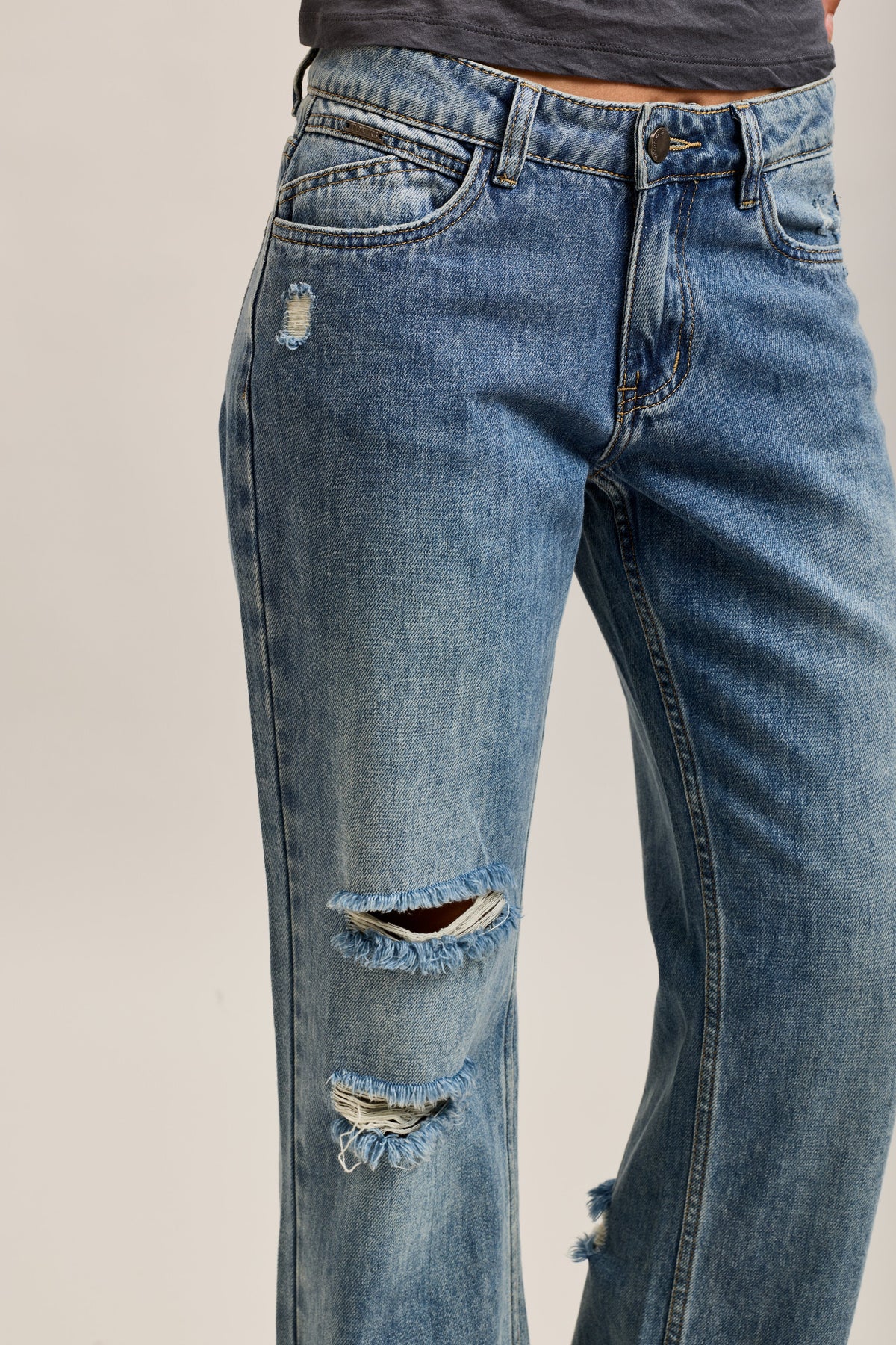 TOXIK3 WORN STRETCH STRAIGHT JEAN PANTS