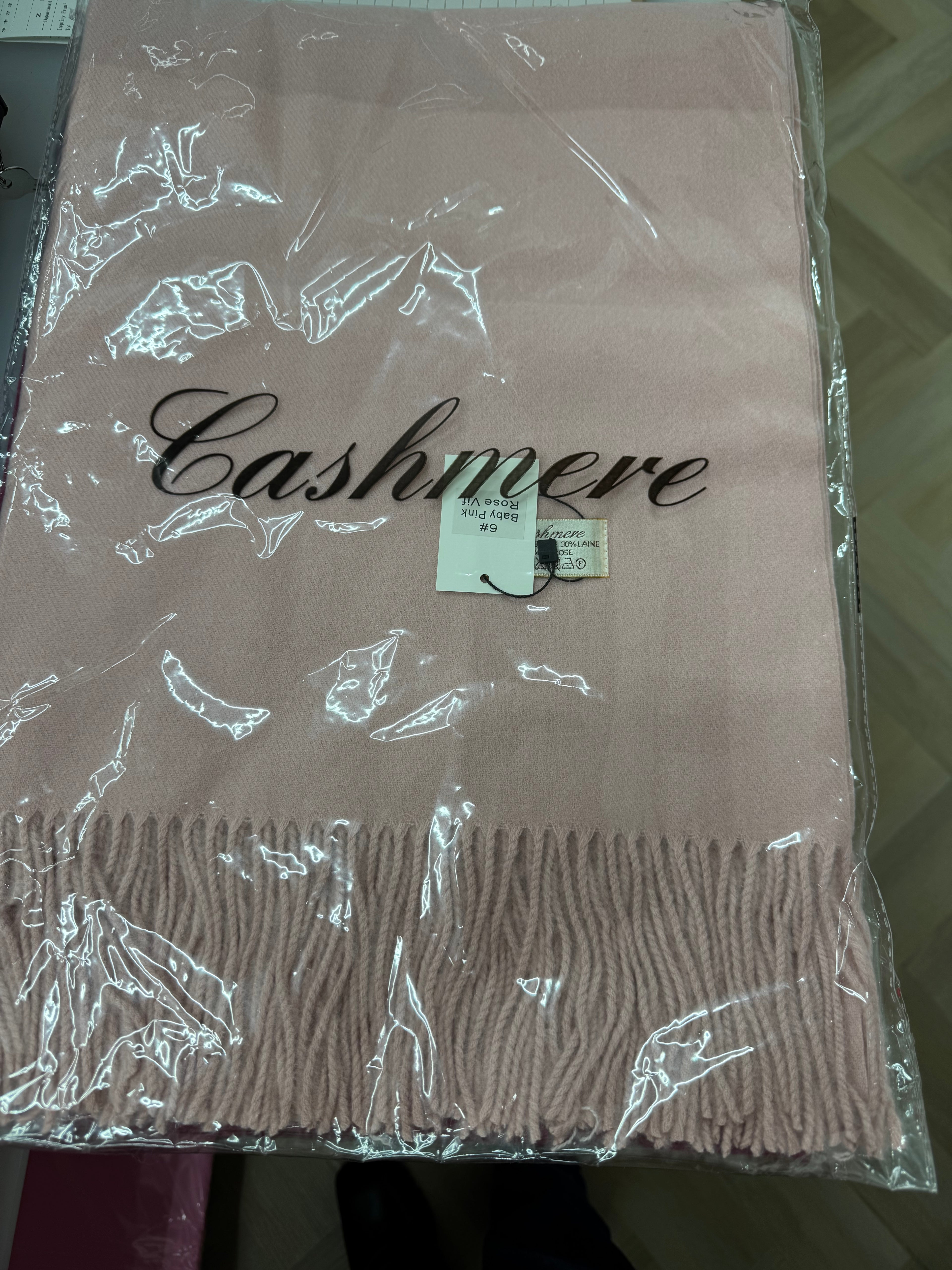 Cashmere scarf