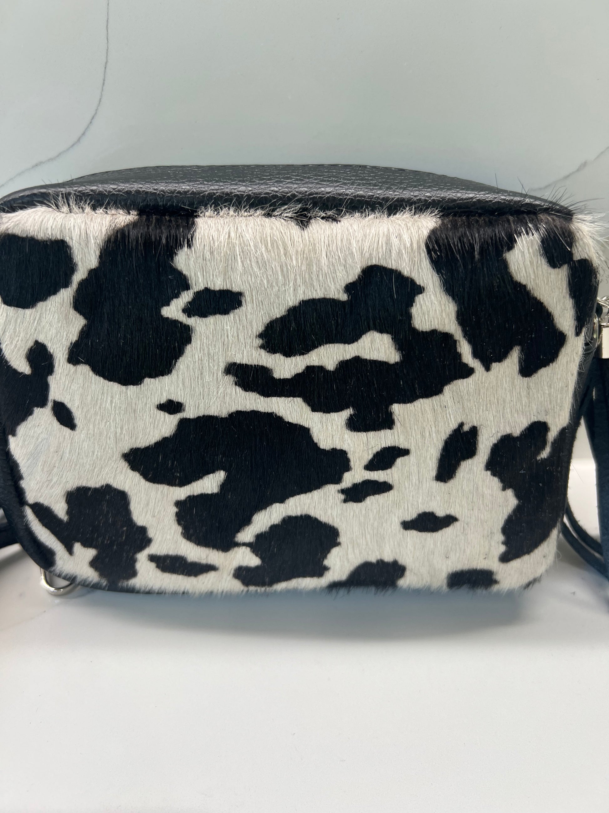 🐾 Wildhyde Camera Bag