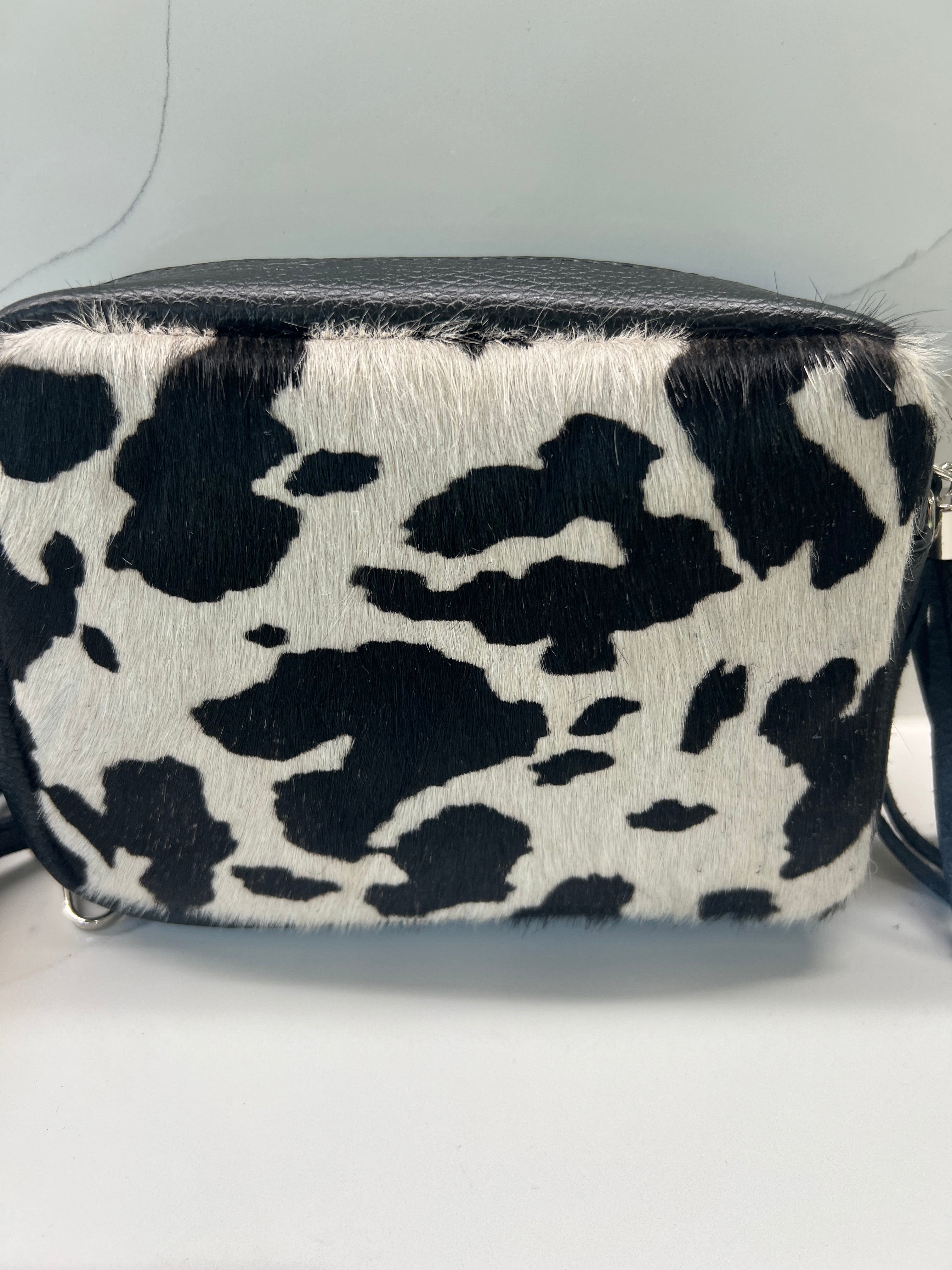 🐾 Wildhyde Camera Bag