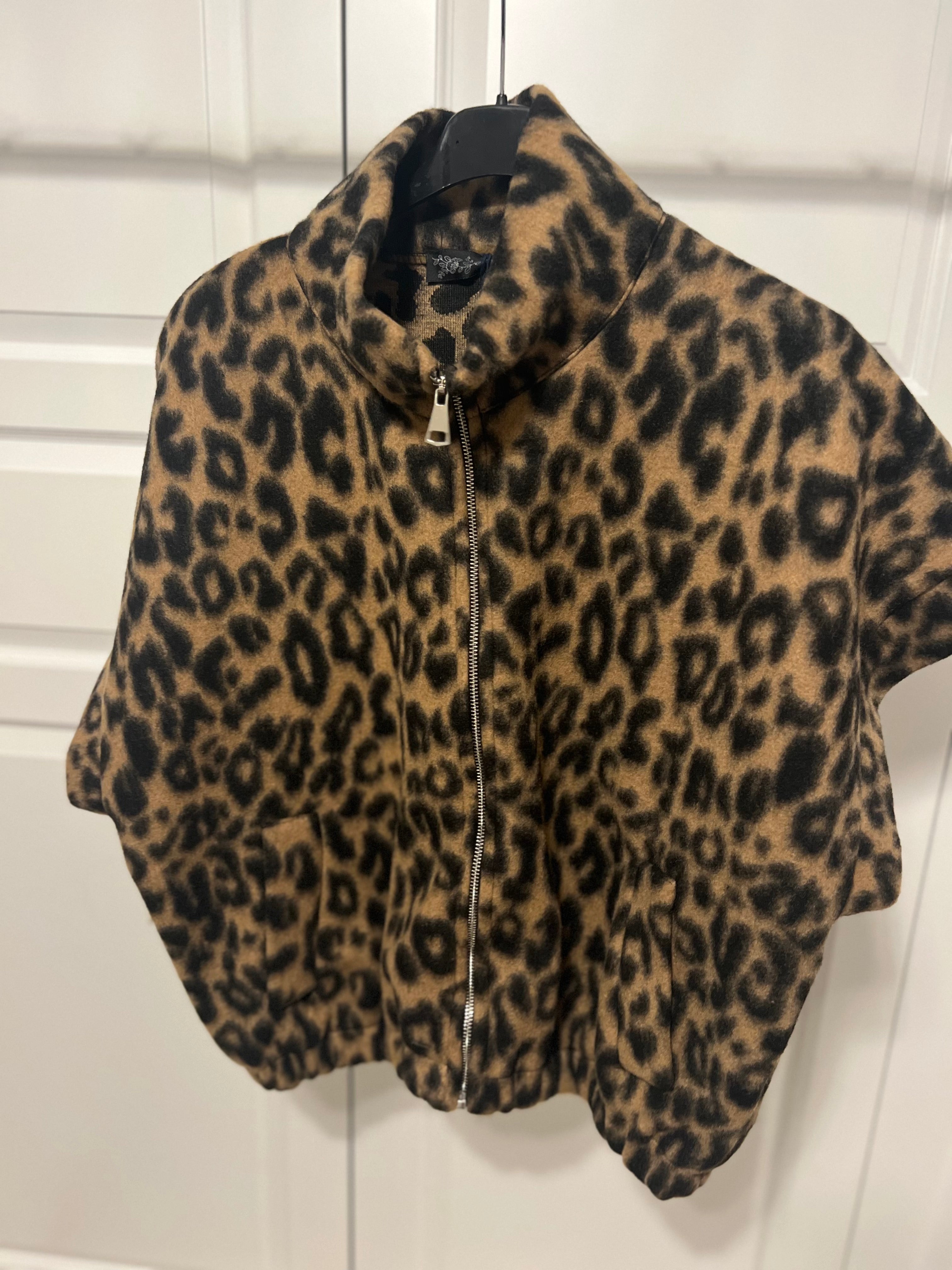 The Leni Leopard Gilet