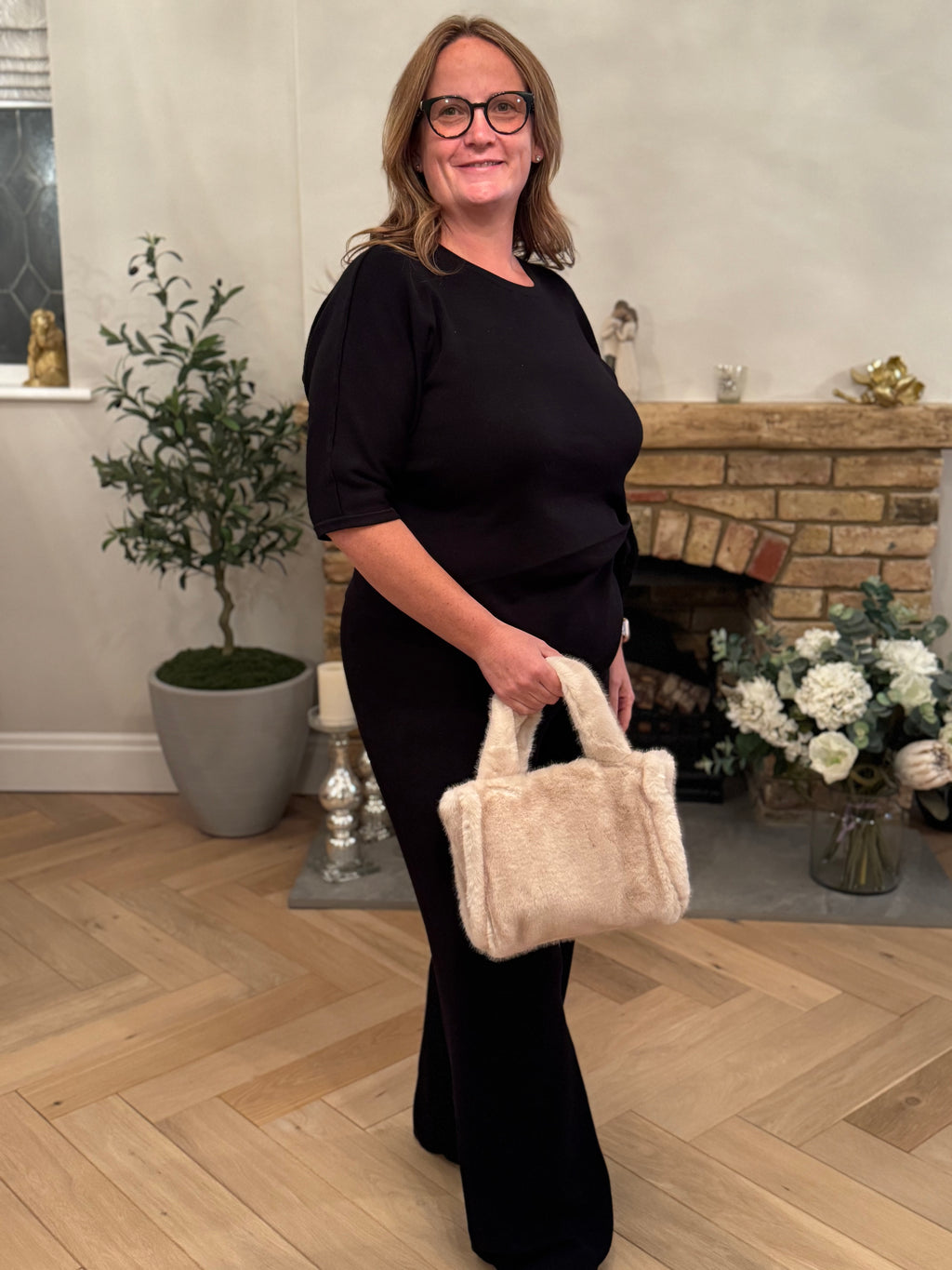 Whisperfluff Crossbody