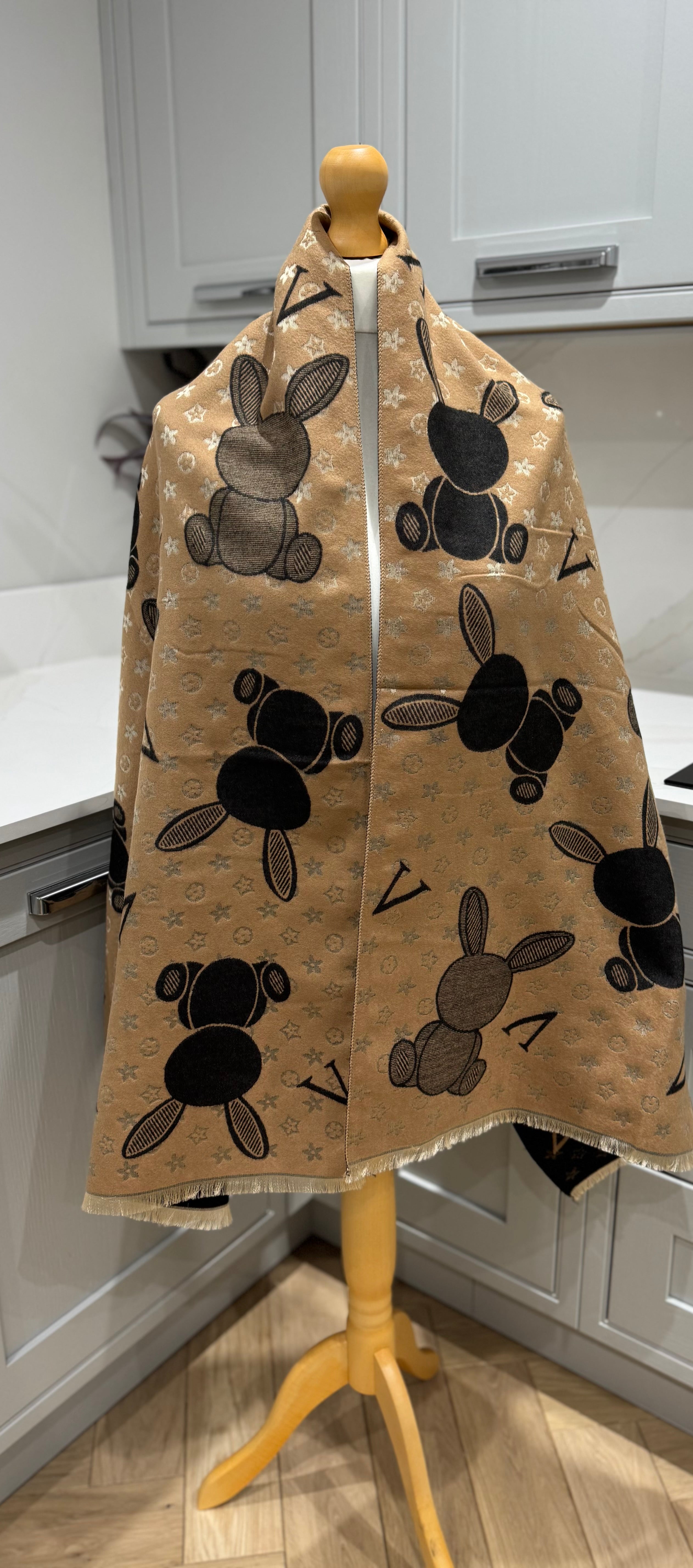 Louis the Bunny Scarf