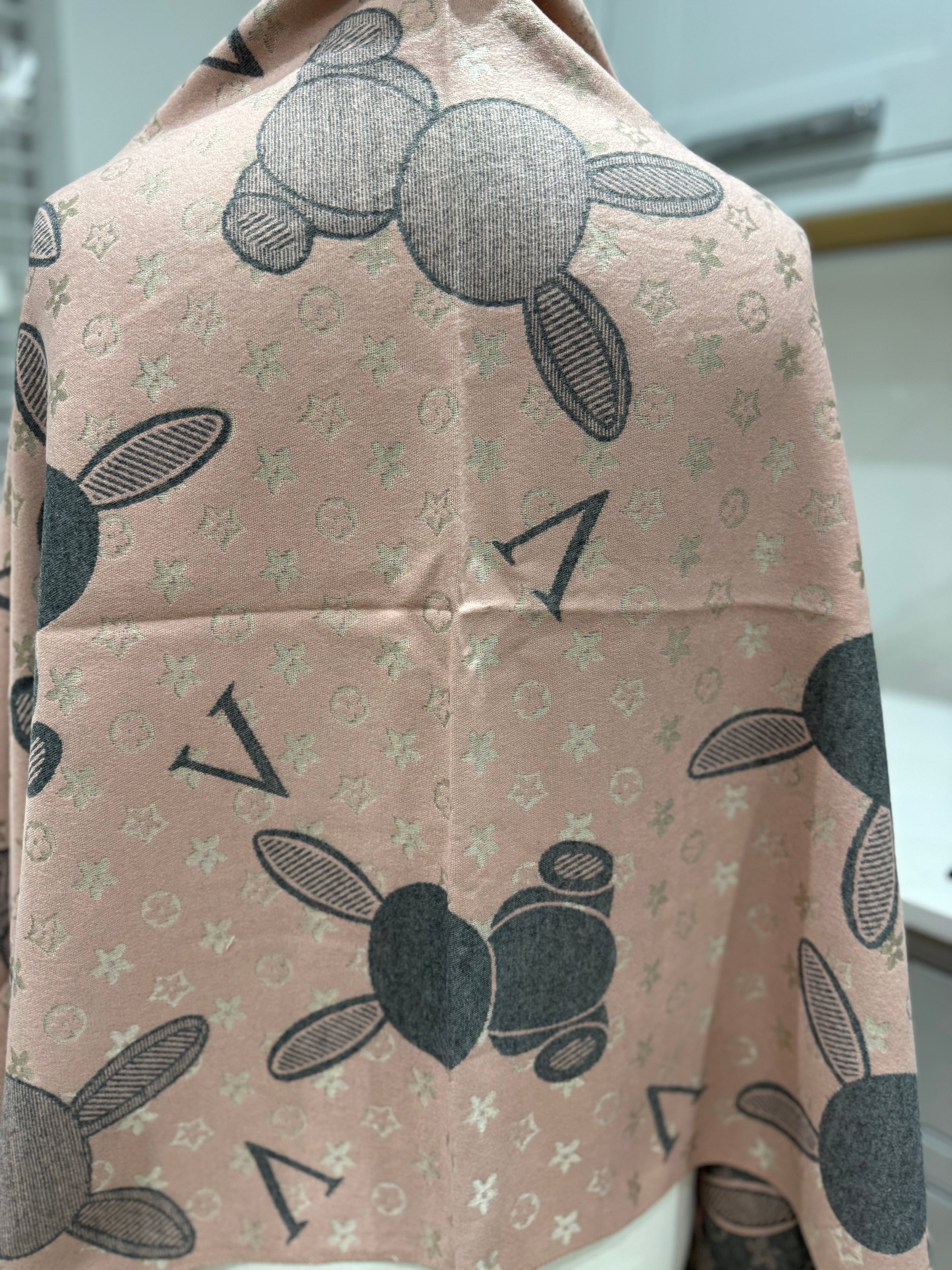 Louis the Bunny Scarf