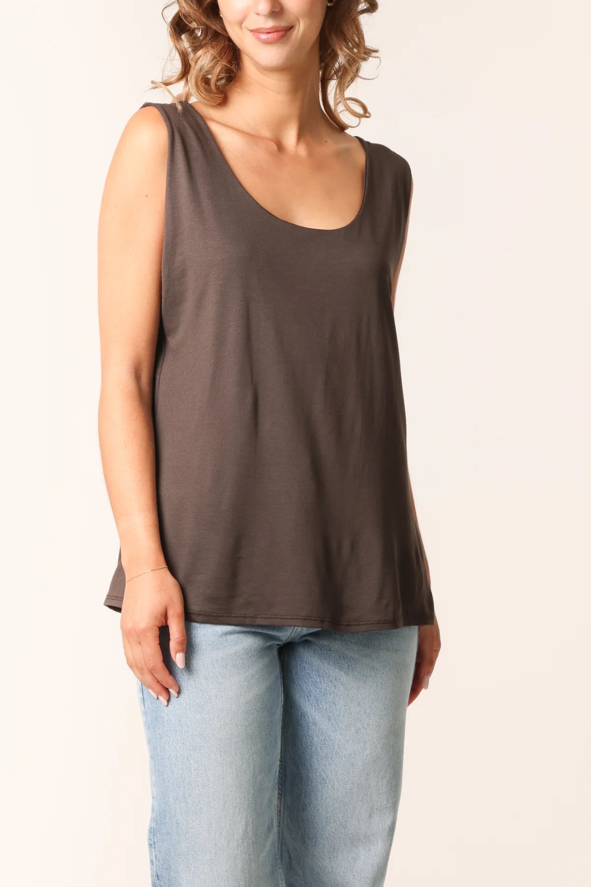 Sienna Curve Scoop Neck Vest