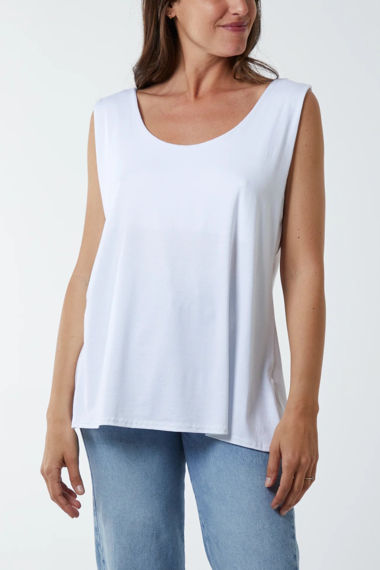 Sienna Curve Scoop Neck Vest